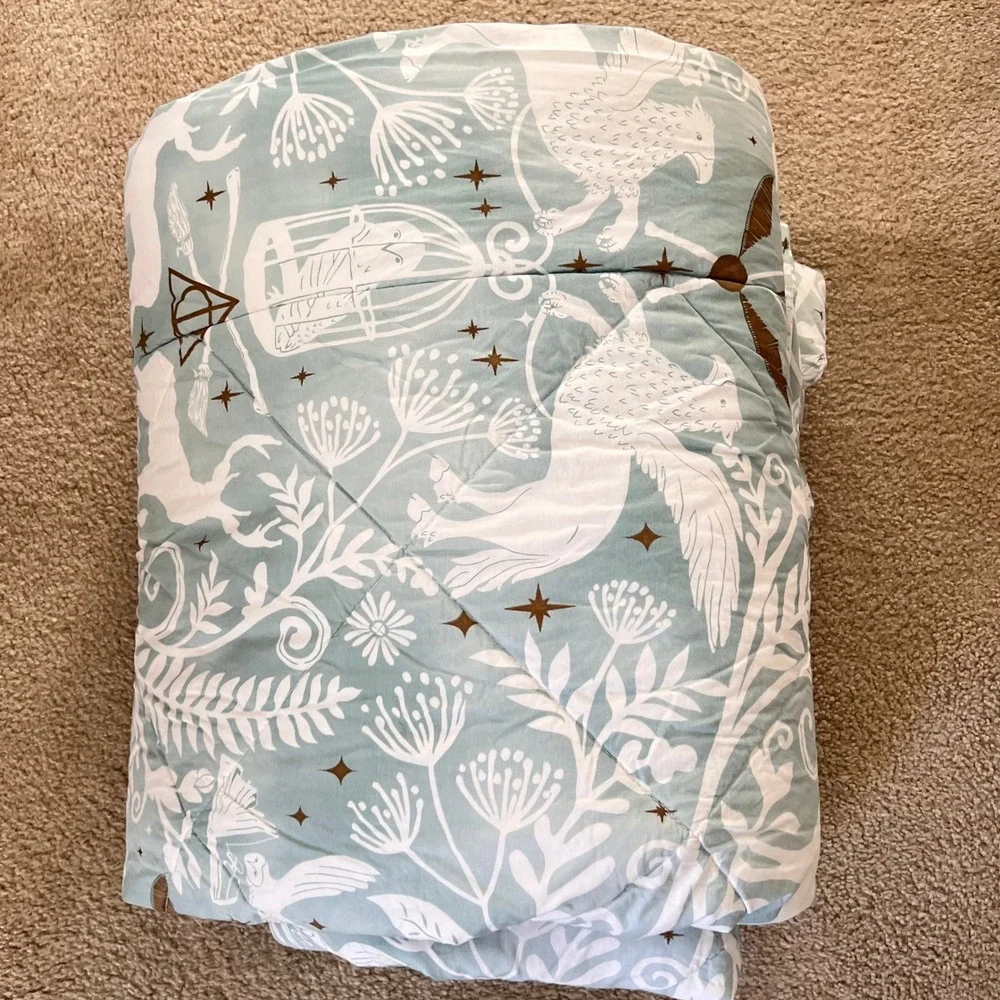 Pottery Barn Teen Harry Potter Magical Damask Full Queen Comforter Light Blue
